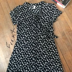 Forever21 spring/summer tie-front dress